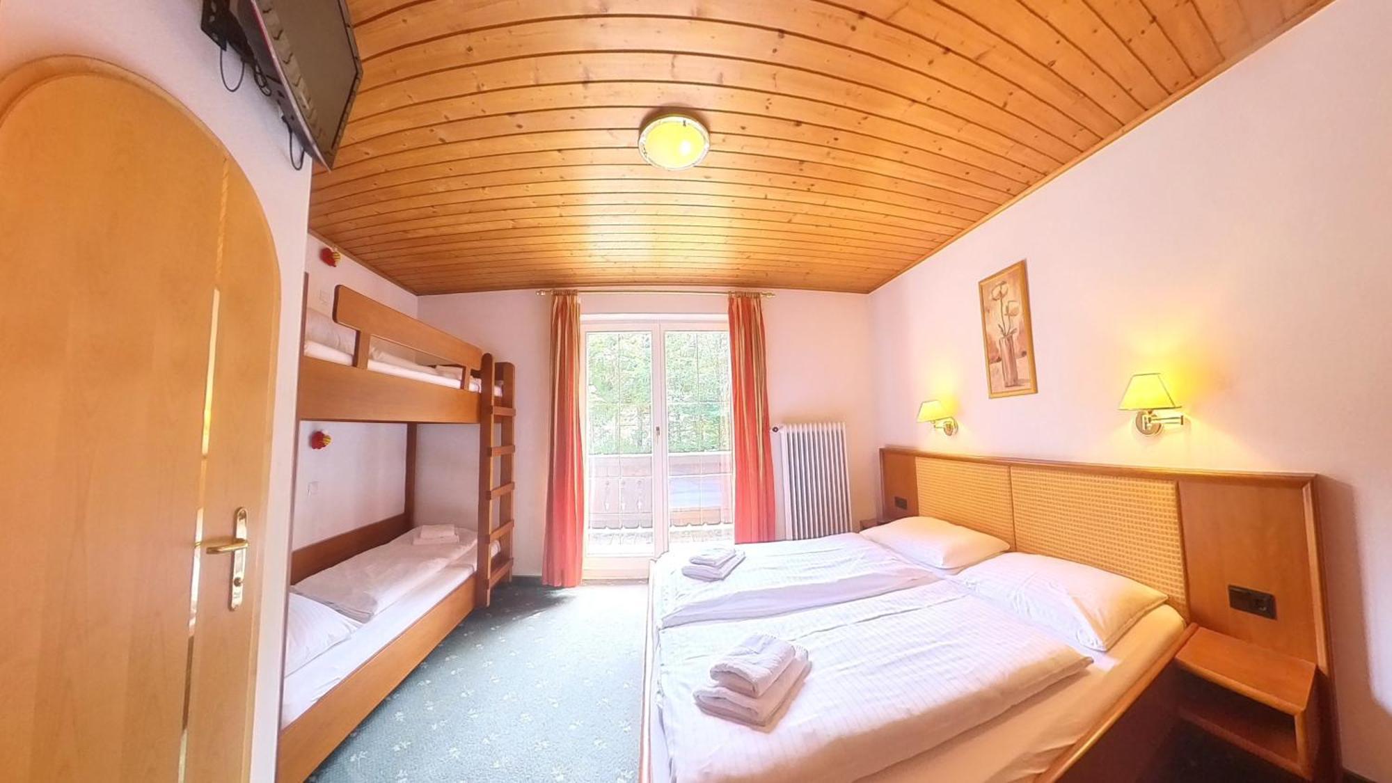 Das Christine Appartement Brixen im Thale Exterior photo