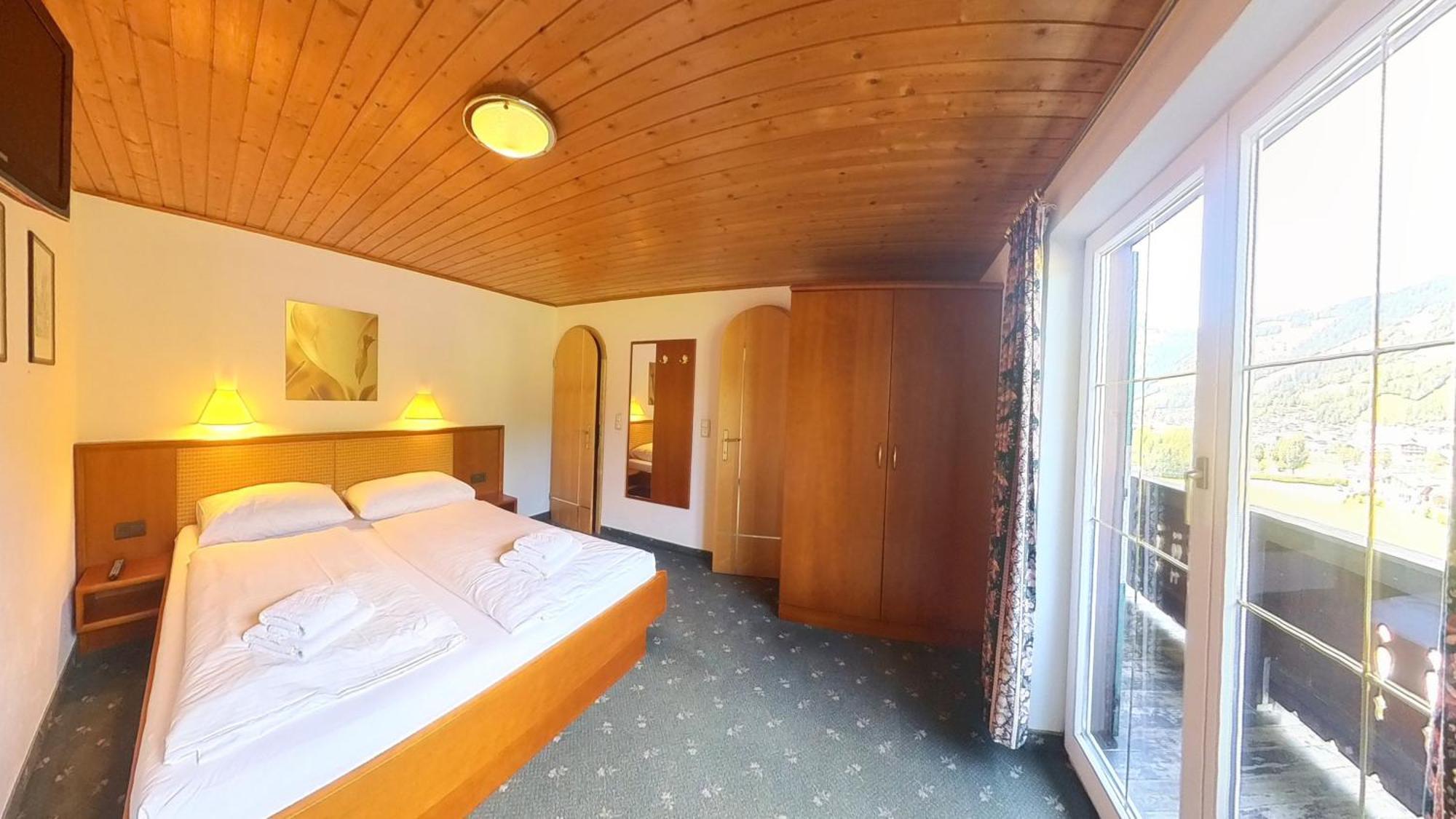 Das Christine Appartement Brixen im Thale Exterior photo